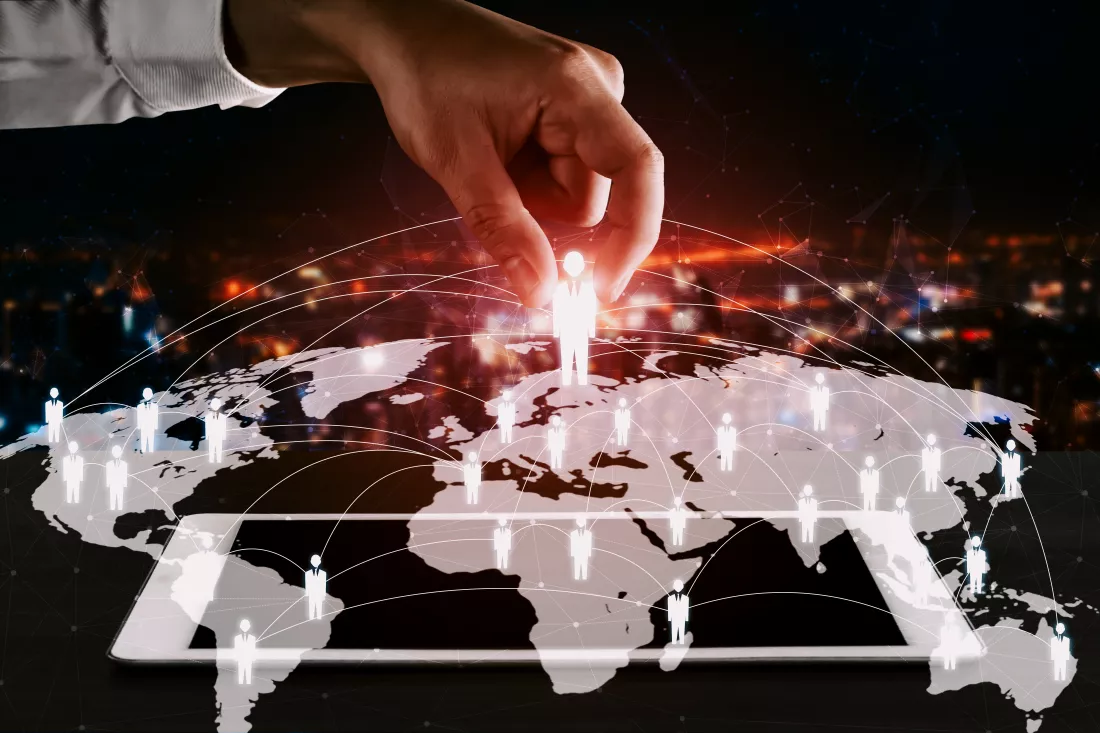 people-network-human-resources-customer-relationship-management-crm-uds