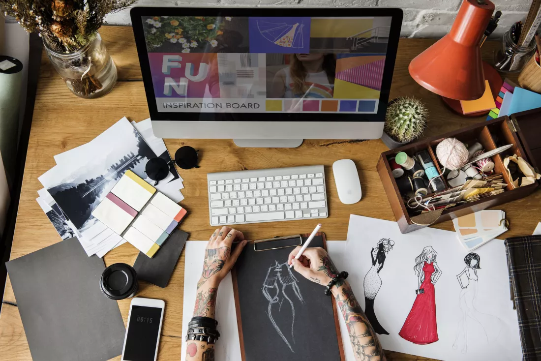 fashion-designer-stylish-showroom-concept