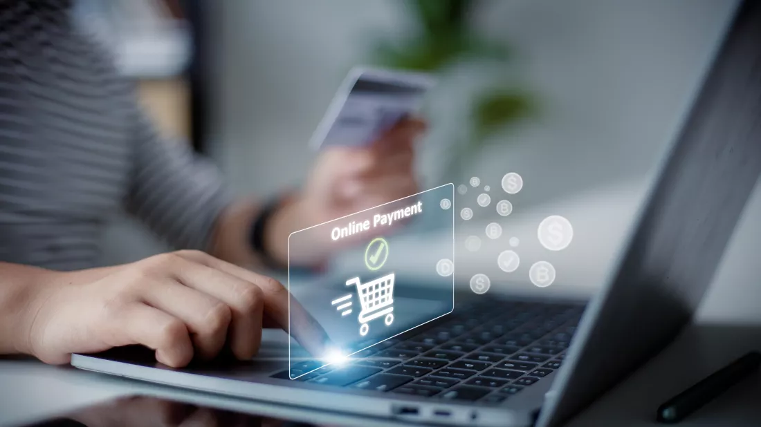 ecommerce-delivery-online-payment-access-paying-online-payment-concept-women-use-laptop-banking-online-shopping-via-banking-mobile-apps-etransactions-financial-technology